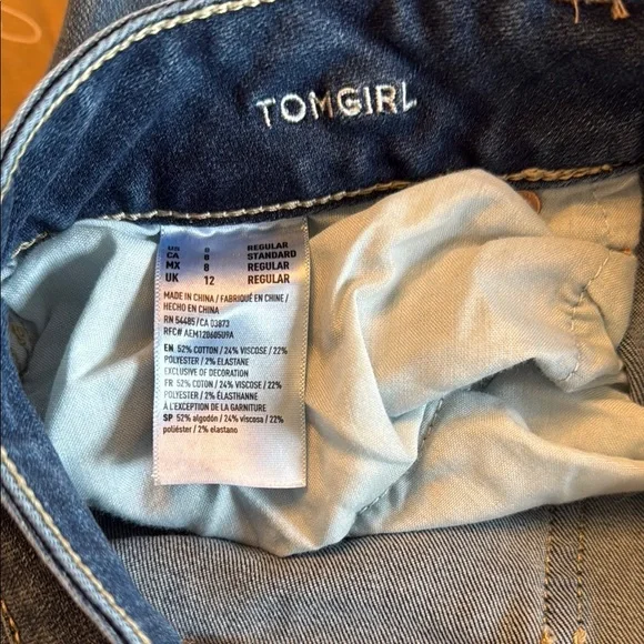 American Eagle Outfitters Tomgirl Jeans - Picture 4 of 5